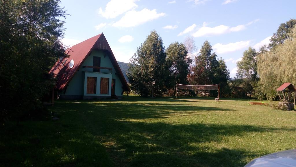 Kamilla Kulcsoshaz Villa Sub Cetate Екстериор снимка