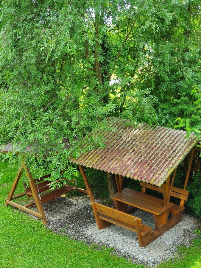 Kamilla Kulcsoshaz Villa Sub Cetate Екстериор снимка